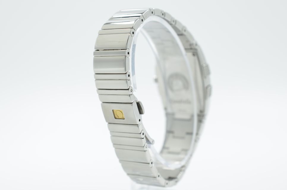 Omega Constellation Quadrella 1586.79.00 Image 3